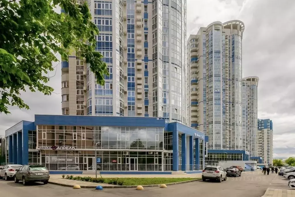 3-к кв. Краснодарский край, Краснодар ул. Шоссе Нефтяников, 18к4 (98.4 ... - Фото 0