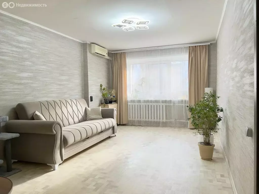 4-комнатная квартира: Курган, Пролетарская улица, 40 (75 м) - Фото 1