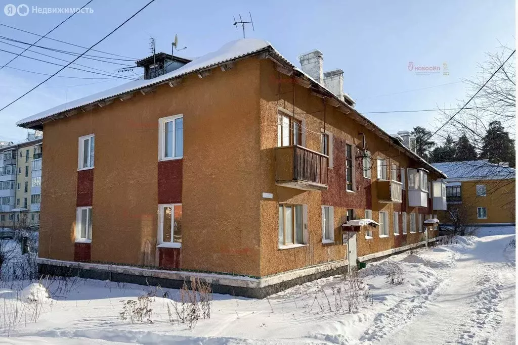 1-комнатная квартира: Дегтярск, улица Димитрова, 20 (31 м) - Фото 2