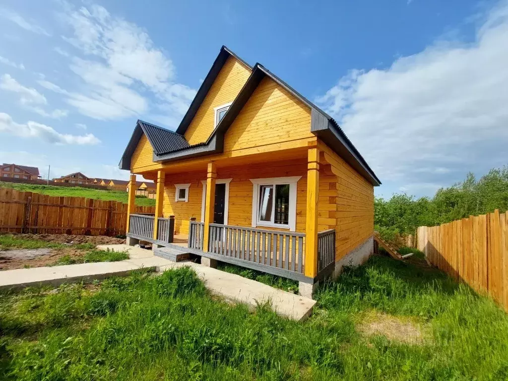 Дом в Иркутская область, Иркутский муниципальный округ, д. Карлук  ... - Фото 0