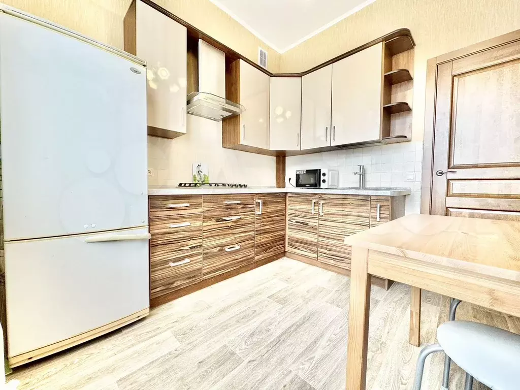 2-к. квартира, 55 м, 3/5 эт. - Фото 1