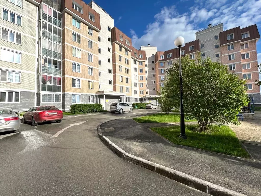 3-к кв. Свердловская область, Среднеуральск Лесная ул., 5 (85.0 м) - Фото 0