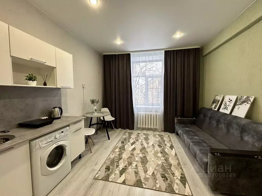 Комната Новгородская область, Великий Новгород Локомотивная ул., 2 - Фото 1