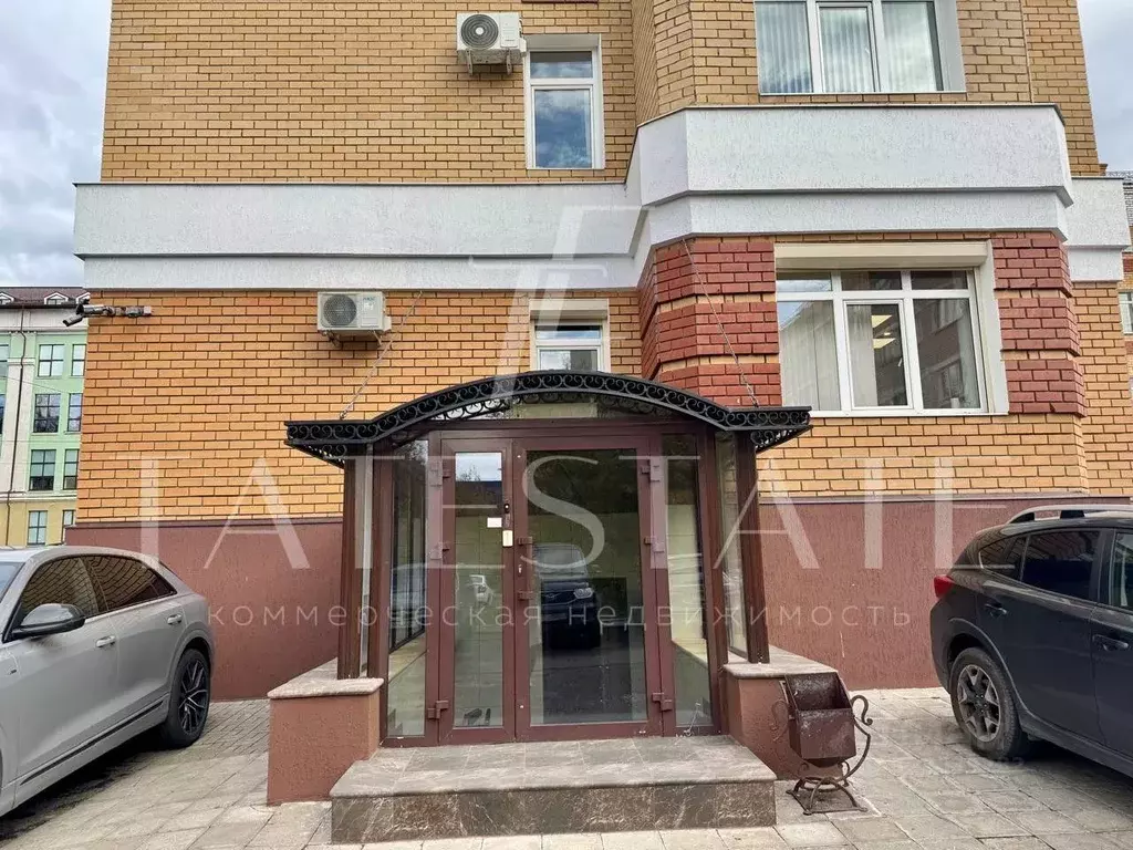 Помещение свободного назначения в Татарстан, Казань ул. Хади Такташа, ... - Фото 2