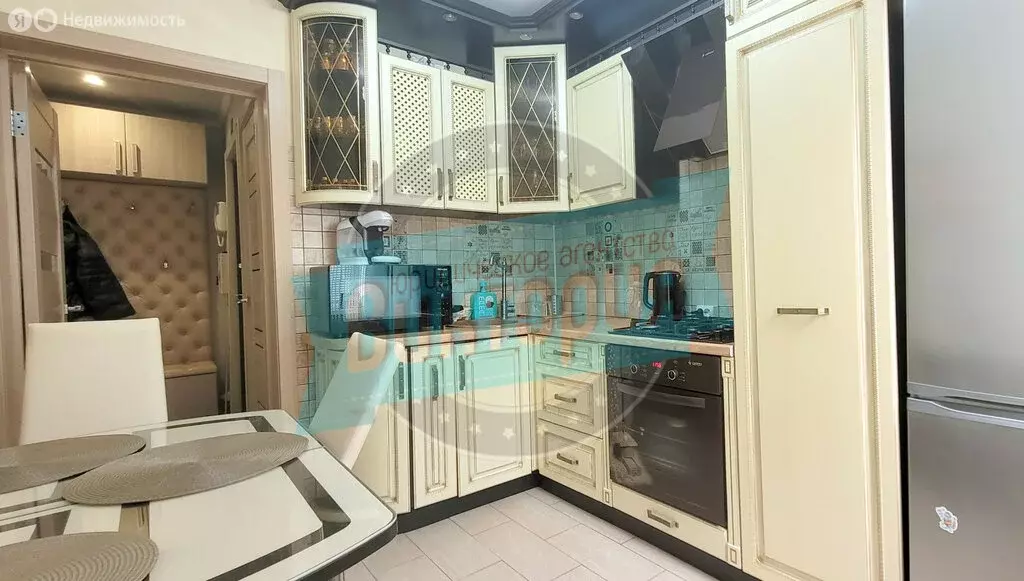 3-комнатная квартира: Мценск, Советская улица, 44 (66.3 м) - Фото 0