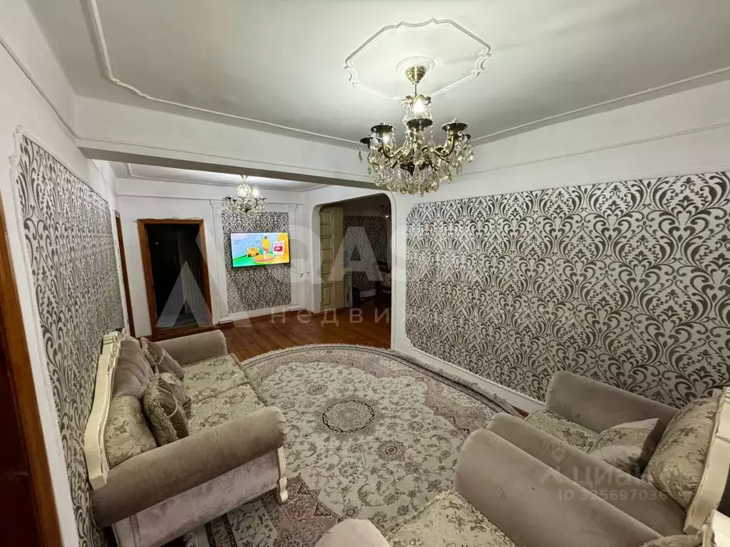 3-к кв. Дагестан, Махачкала ул. Каримова, 8 (65.0 м) - Фото 1