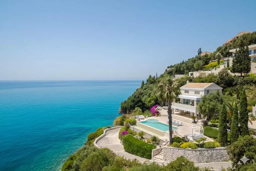 Коттедж в Крым, Алушта муниципальный округ, Партенит пгт пер. ... - Фото 1