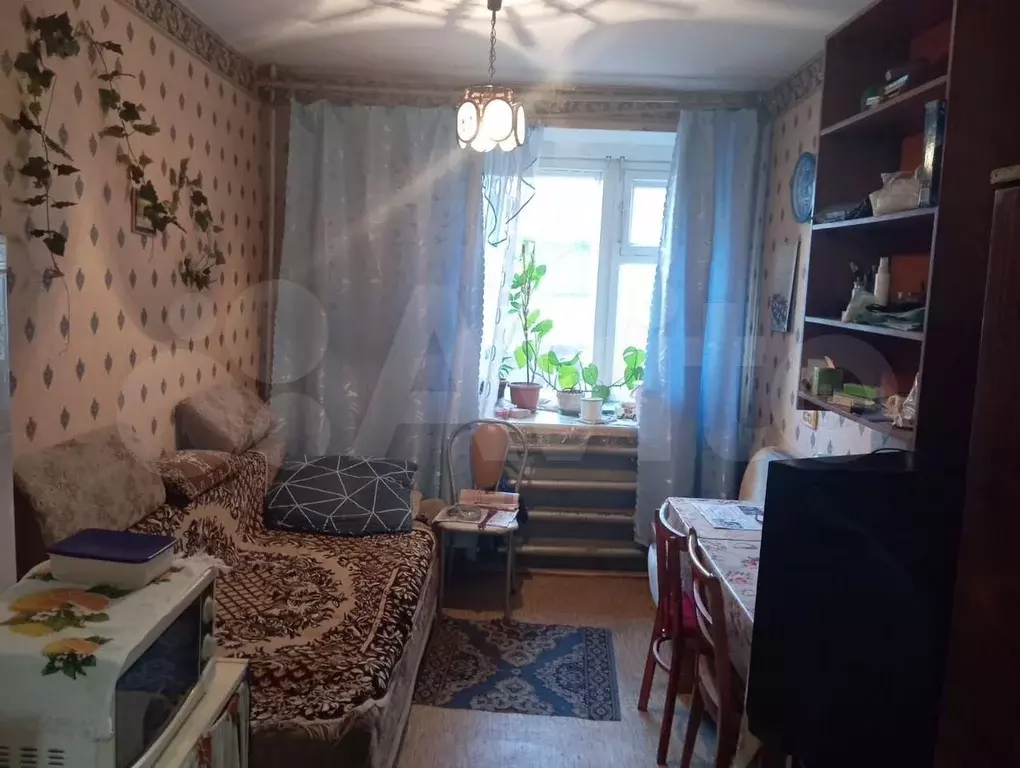 Комната 13 м в 2-к., 1/9 эт. - Фото 0