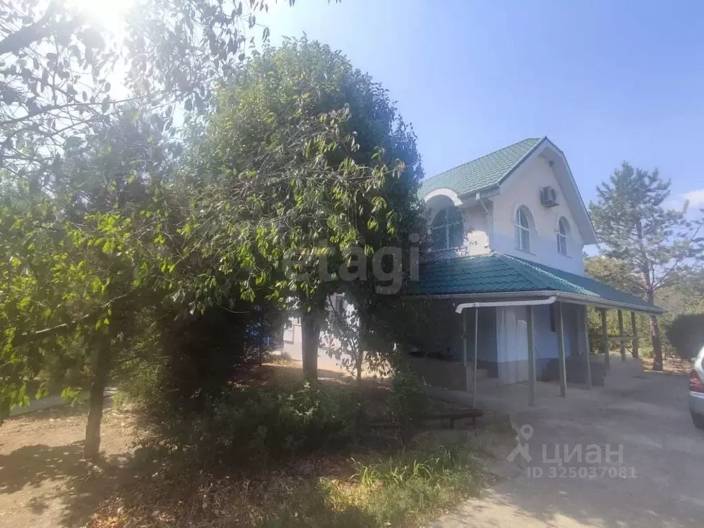 Дом в Краснодарский край, Геленджик городской округ, с. Береговое  ... - Фото 2