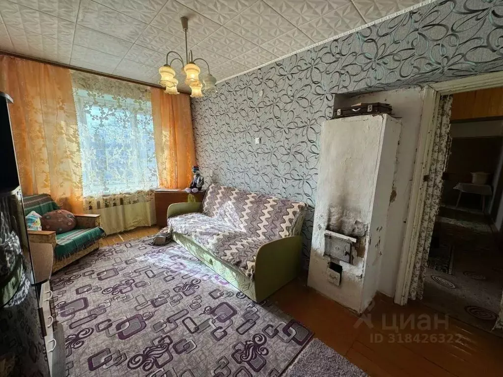 3-к кв. Ленинградская область, Тихвинский район, Горское с/пос, д. ... - Фото 0