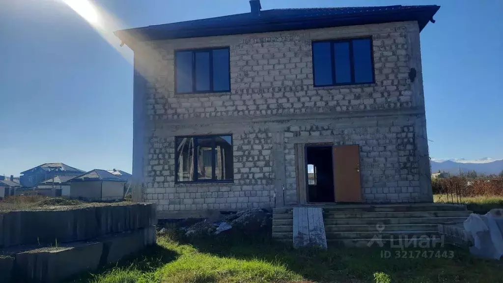 Дом в Кабардино-Балкария, Нальчик ул. Кирова, 81 (260 м) - Фото 1
