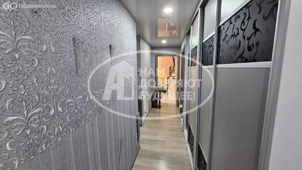 2-комнатная квартира: посёлок Марковский, 5 (63.6 м) - Фото 1