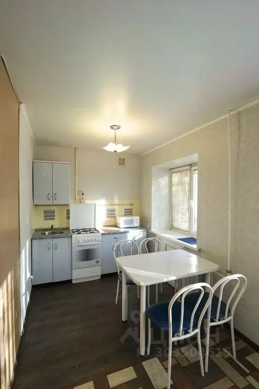 Студия Омская область, Омск ул. Анатолия Маркова, 2 (36.0 м) - Фото 1