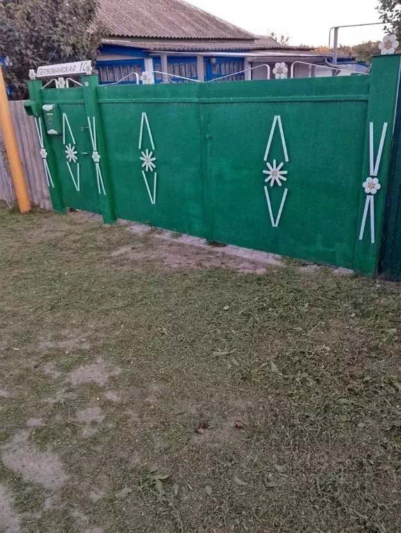 Дом в Воронежская область, Кантемировский район, с. Митрофановка ... - Фото 1