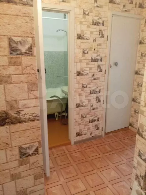 1-к. квартира, 31 м, 5/5 эт. - Фото 0