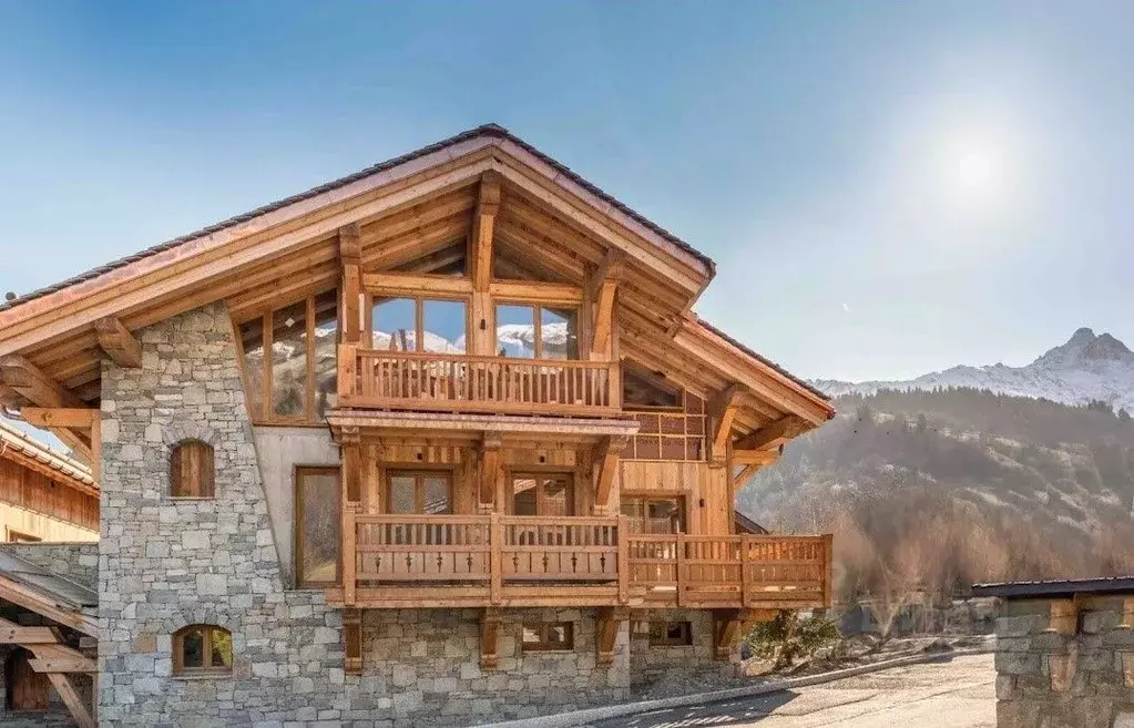 Дом в Краснодарский край, Сочи Красная Поляна пгт, ул. Защитников ... - Фото 1