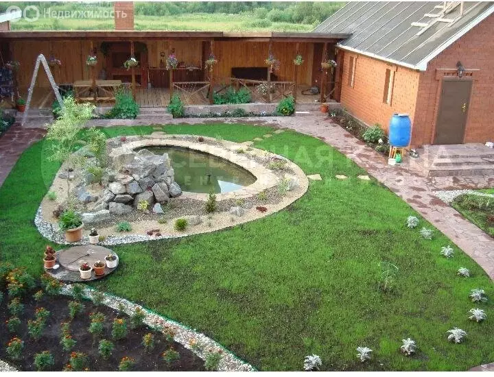Дом в Екатеринбург, Узорная улица, 17 (319.5 м) - Фото 1