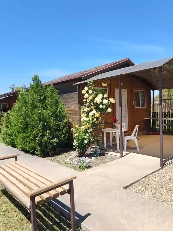 Дом в Краснодарский край, Темрюкский район, Фонталовское с/пос, пос. ... - Фото 1