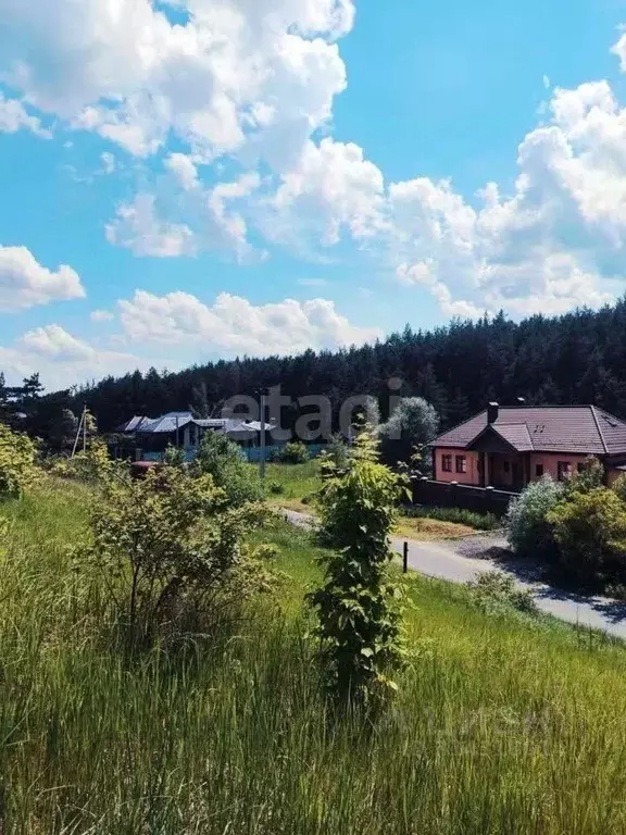 Участок в Курская область, Курский район, Моковский сельсовет, д. ... - Фото 0