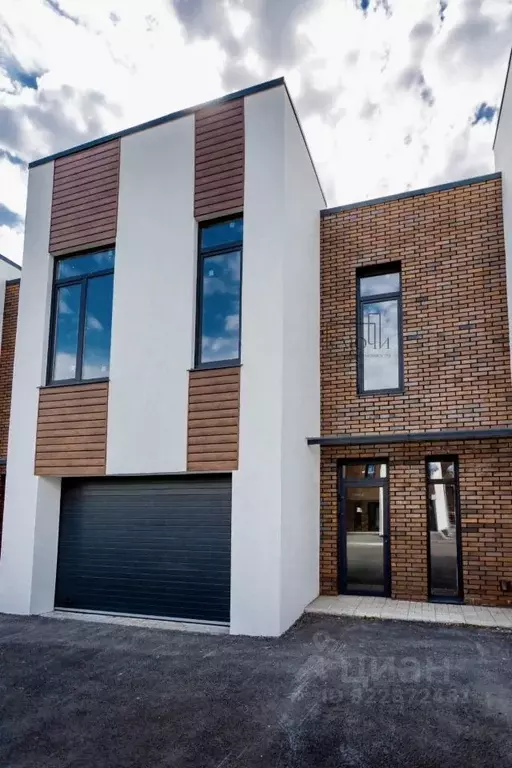 Таунхаус в Челябинская область, Магнитогорск Зеленая ул. (155 м) - Фото 0