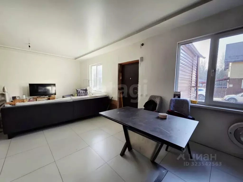 Таунхаус в Ханты-Мансийский АО, Ханты-Мансийск пос. Овоще-Молочный ... - Фото 2