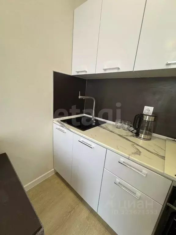 Студия Тюменская область, Тюмень ул. Краснооктябрьская, 4Ак2 (18.2 м) - Фото 2