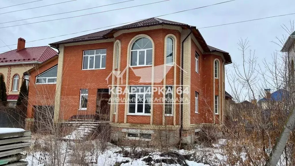 Дом в Саратовская область, Балаково Арагонитовая ул., 20 (400 м) - Фото 0