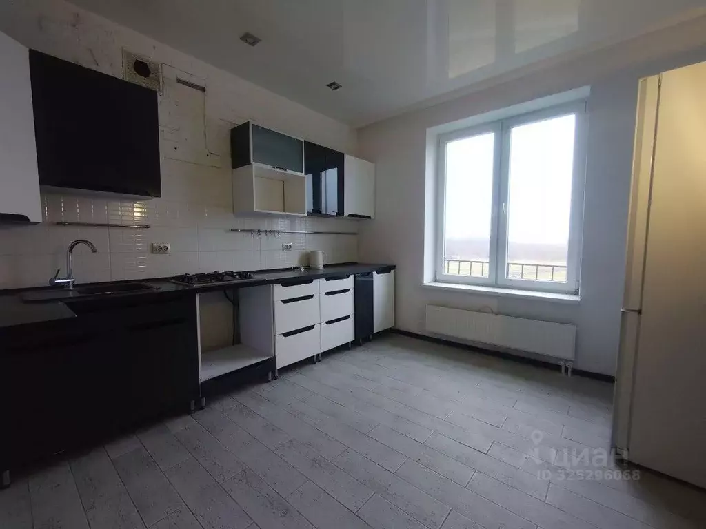 2-к кв. Калининградская область, Гурьевский муниципальный округ, пос. ... - Фото 1