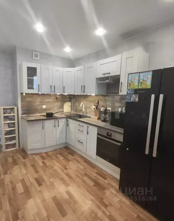 2-к кв. Тюменская область, Тюмень ул. Александра Протозанова, 18к1 ... - Фото 1