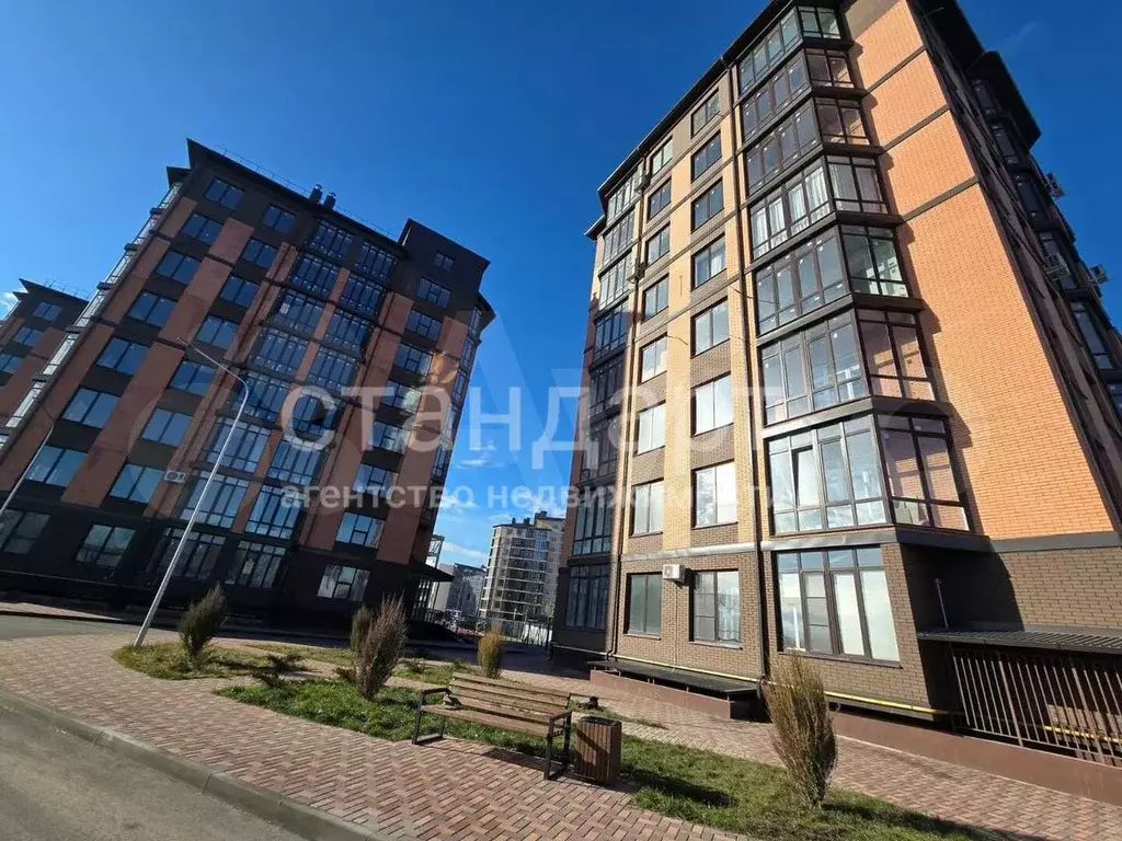 1-к. квартира, 40 м, 1/8 эт. - Фото 0