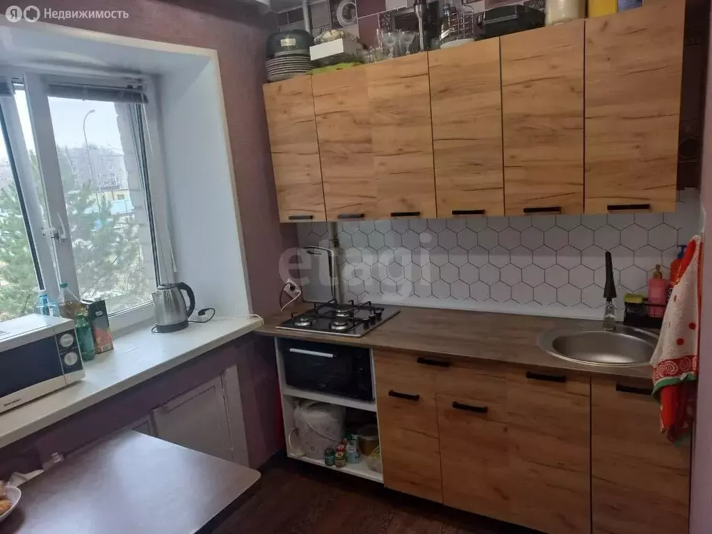 3-комнатная квартира: Ялуторовск, улица Новикова, 28 (50.1 м) - Фото 2