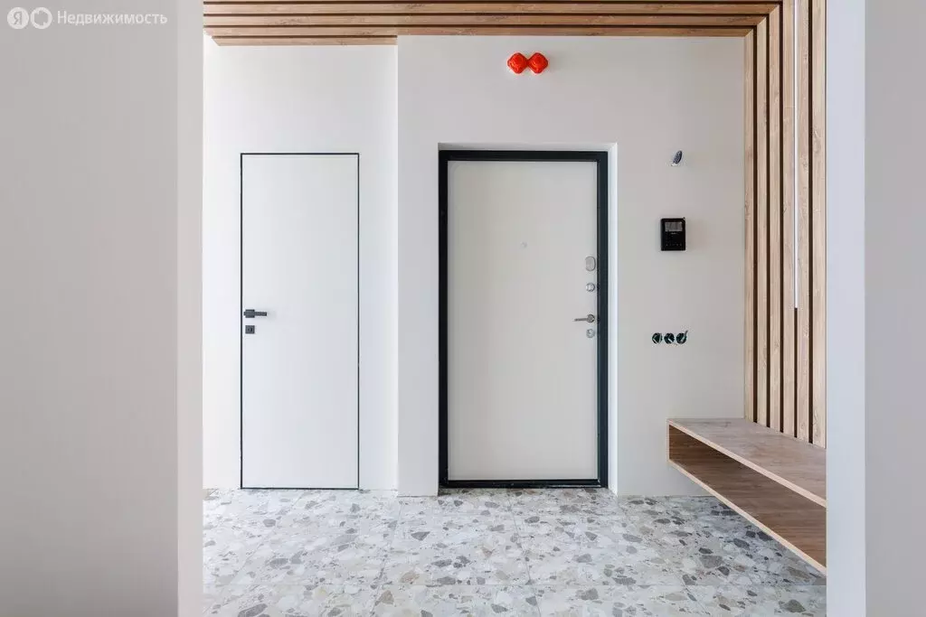 3-комнатная квартира: Санкт-Петербург, Парфёновская улица, 17 (99 м) - Фото 0