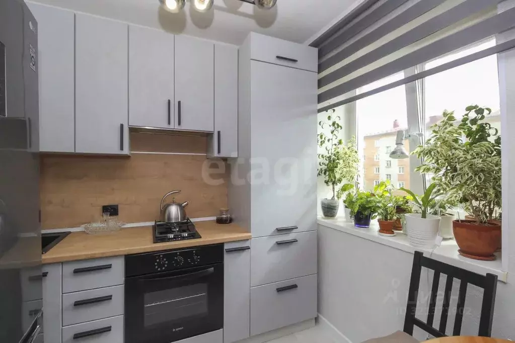 1-к кв. Омская область, Омск ул. Чокана Валиханова, 2 (30.7 м) - Фото 1