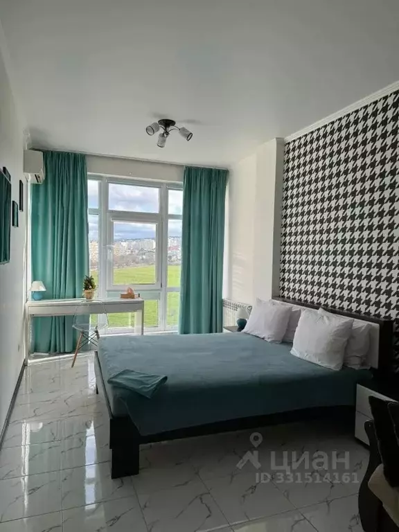 1-к кв. Краснодарский край, Геленджик Крымская ул., 19к9 (50.0 м) - Фото 1