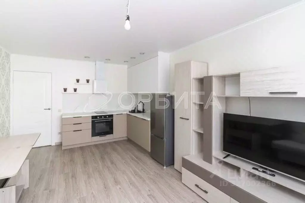 1-к кв. Тюменская область, Тюмень ул. Федюнинского, 56 (47.5 м) - Фото 2