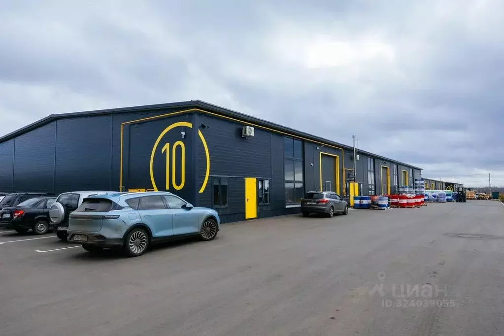 Производственное помещение в Воронежская область, Семилуки Курская ... - Фото 1