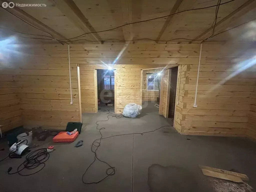 Дом в село Нижний Саянтуй, ДНП Нижний Саянтуй, Путейная улица (210 м) - Фото 2