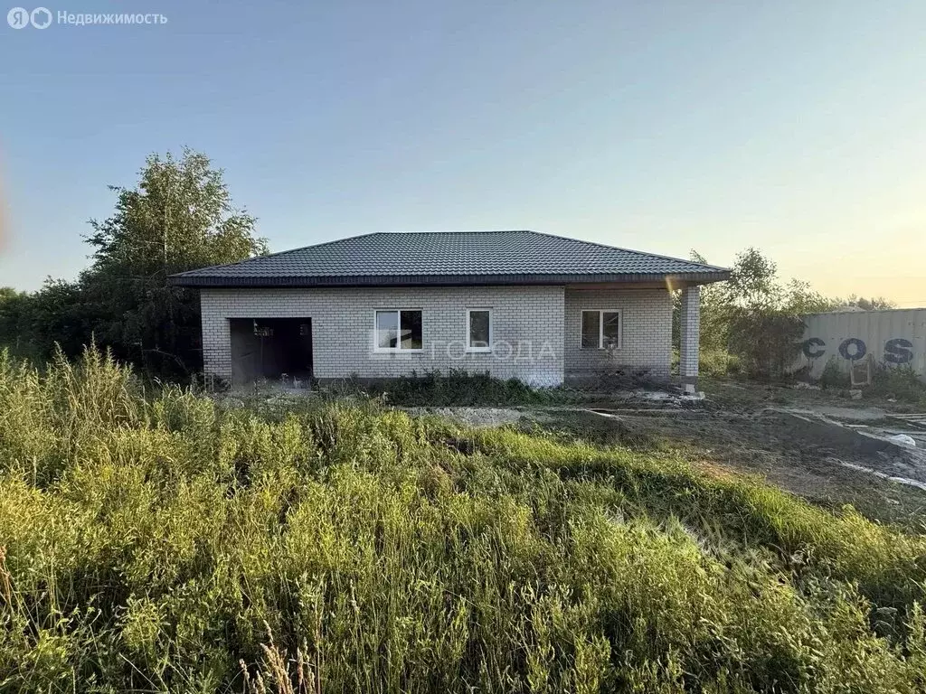 Дом в село Санниково, улица Белорукова, 38 (140 м) - Фото 1