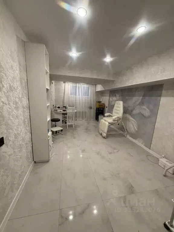 Помещение свободного назначения в Краснодарский край, Краснодар ул. ... - Фото 2