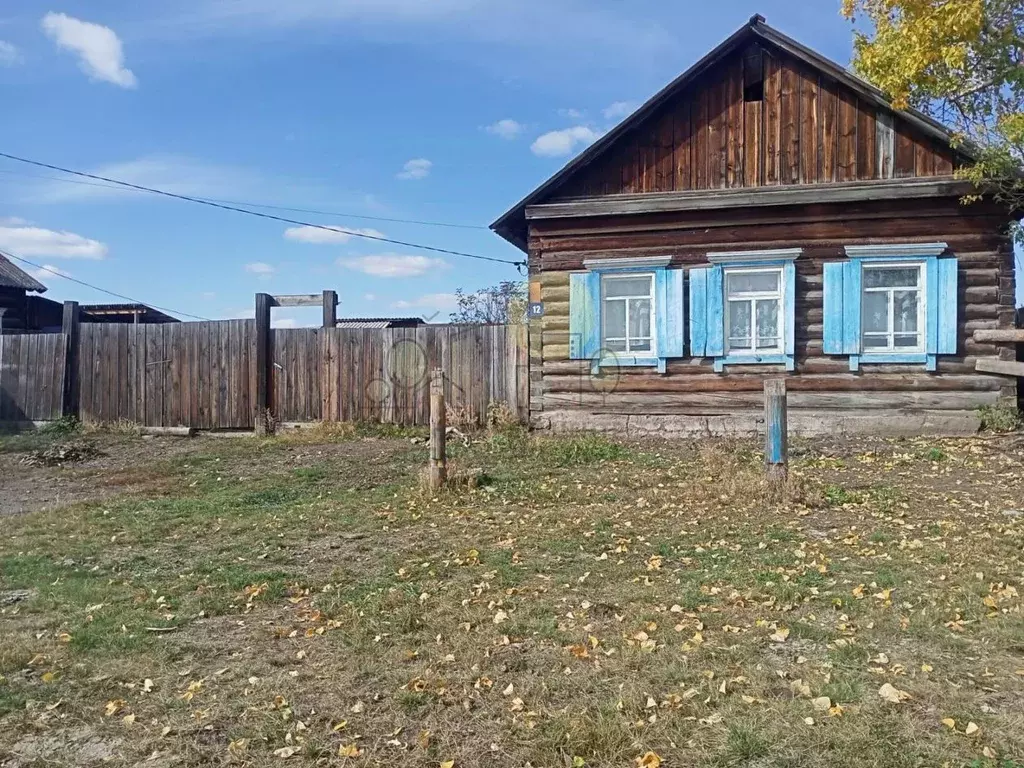Дом в Иркутская область, Эхирит-Булагатский район, с. Капсал ул. ... - Фото 1
