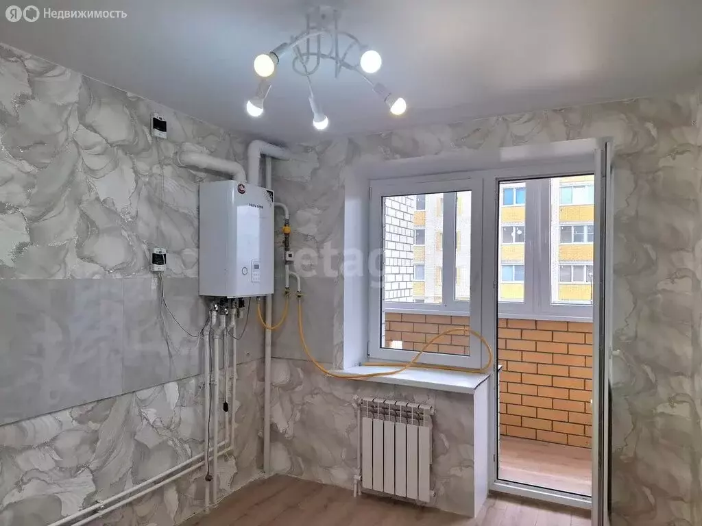 1-комнатная квартира: деревня Крутые Выселки, проспект Космонавтов, ... - Фото 1