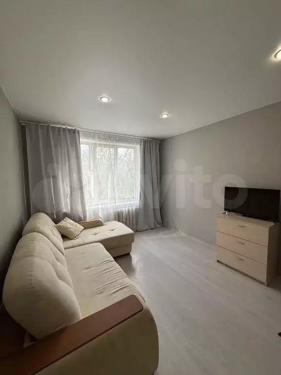 1-к. квартира, 33 м, 4/9 эт. - Фото 0