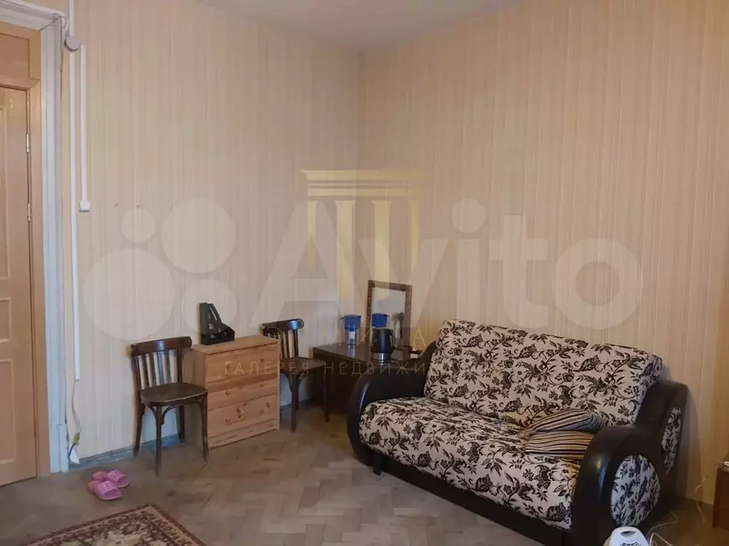 Комната 27 м в 4-к., 5/5 эт. - Фото 1