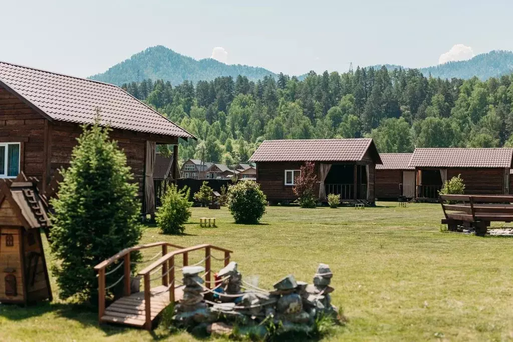 Дом в Алтай, Чемальский район, с. Анос ул. Грушевая, 1 (25 м) - Фото 0