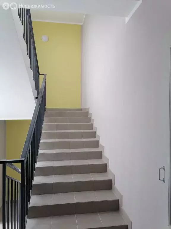 1-комнатная квартира: посёлок Дубовое, Успешная улица (37 м) - Фото 2