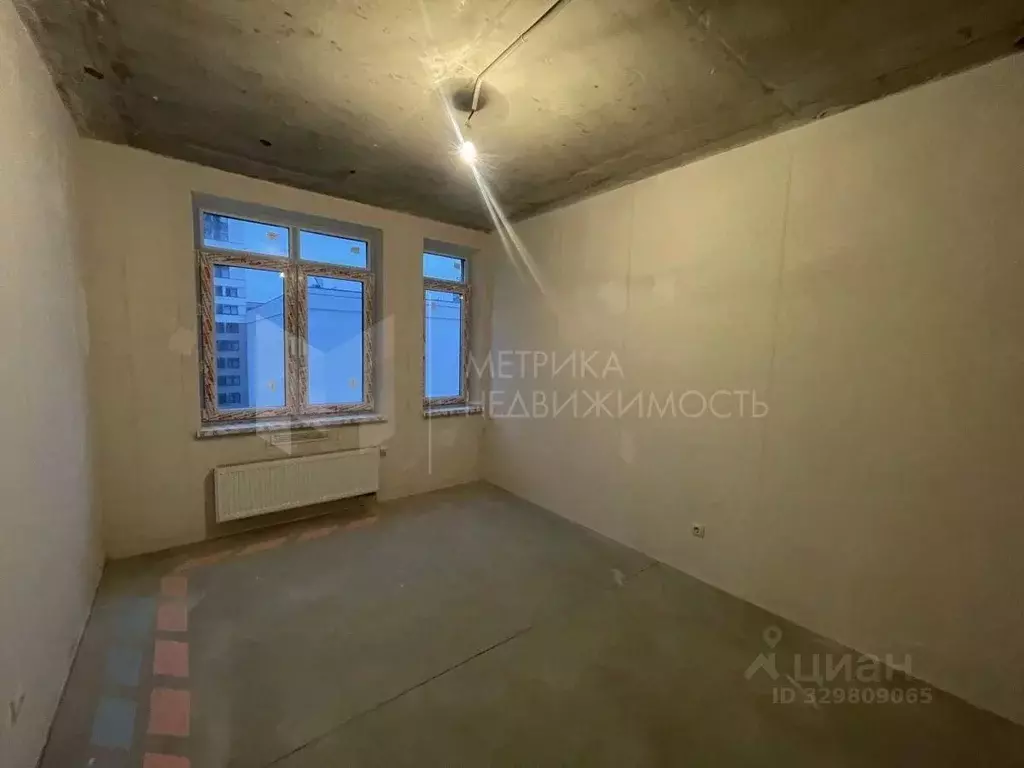 1-к кв. Тюменская область, Тюмень Харьковская ул., 76 (34.0 м) - Фото 1