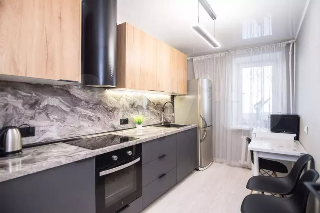 3-к. квартира, 60 м, 1/9 эт. - Фото 0