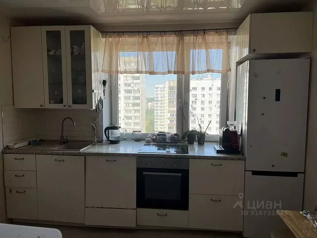 3-к кв. Москва ул. Грина, 13 (80.0 м) - Фото 0