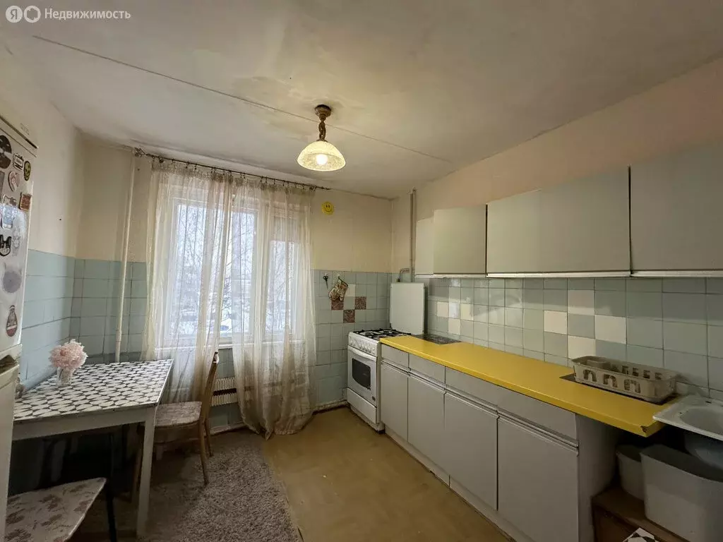 2-комнатная квартира: Казань, улица Комиссара Габишева, 1 (50 м) - Фото 1