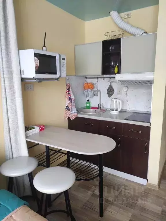 Студия Приморский край, Владивосток Некрасовская ул., 46 (18.0 м) - Фото 0